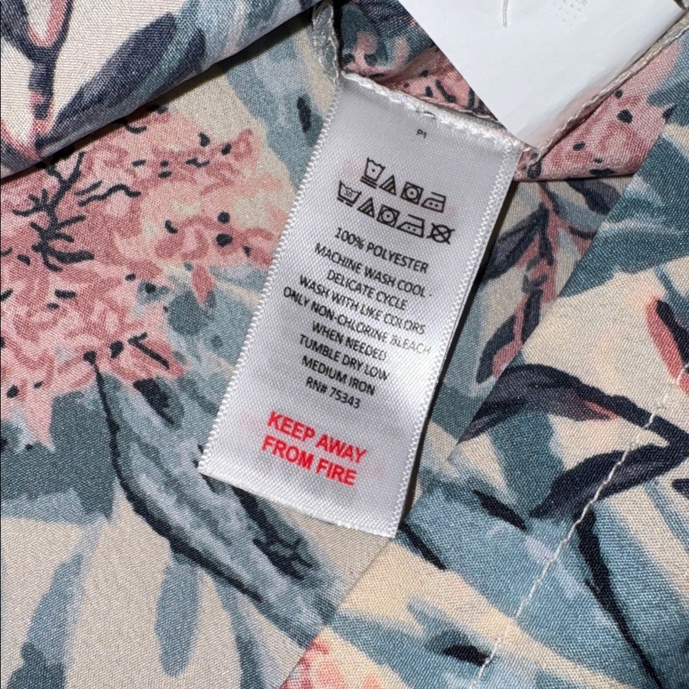 Cynthia Rowley -Women’s Sleepwear Floral Button Down Pajama Shirt Size Medium - Picture 13 of 15